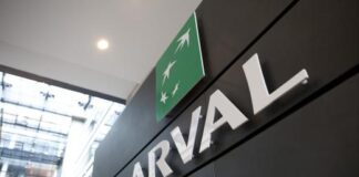 Arval: Διψήφια ανάπτυξη, με πτώση στα κέρδη