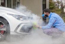 AVIN: Καθαρισμός αυτοκινήτου με τη δύναμη του ατμού