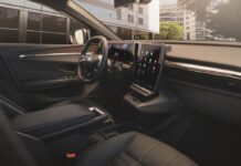 Συνεργασία Renault με EasyPark, Radioplayer, Sybel και Vivaldi Συνεργασία Renault με EasyPark, Radioplayer, Sybel και Vivaldi