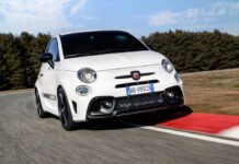 Για 5η χρονιά η Abarth με το “Best Design” του Auto Bild Για 5η χρονιά η Abarth με το “Best Design” του Auto Bild