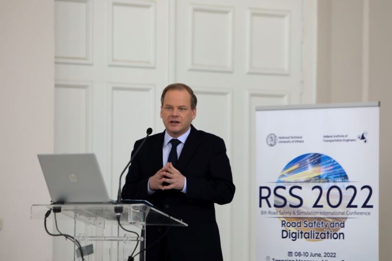 Οκτώ βήματα για μείωση των τροχαίων ατυχημάτων