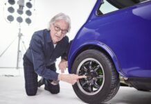 Το MINI Recharged και ο Sir Paul Smith