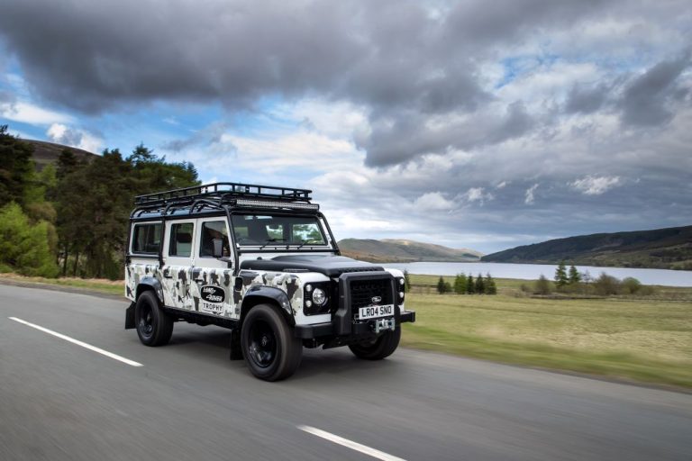Συλλεκτικό Land Rover Classic Defender Works V8 Trophy II
