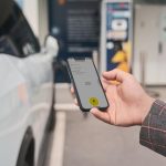 Η FLETCOR εξαγοράζει την εταιρεία φόρτισης EV Plugsurfing