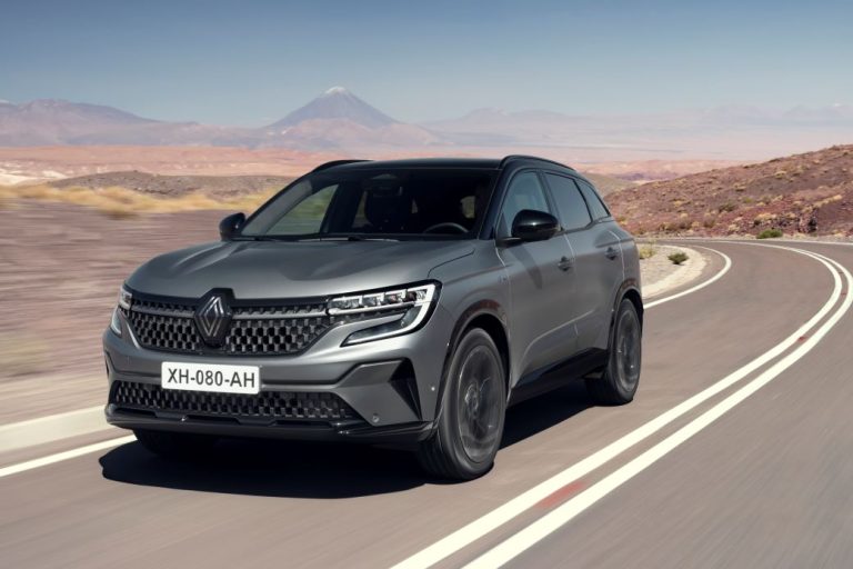 Renault Austral: με σύστημα τετραδιεύθυνσης «4CONTROL»