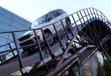 Jeep: Ένα «βουνό» στο Ντιτρόιτ για την NAIAS 2022 Jeep: Ένα «βουνό» στο Ντιτρόιτ για την NAIAS 2022