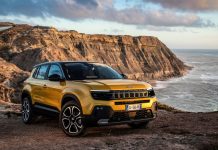 H Jeep στο Σαλόνι Αυτοκινήτου του Παρισιού