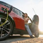 Το Ηνωμένο Βασίλειο θα φορολογεί τα BEV από το 2025