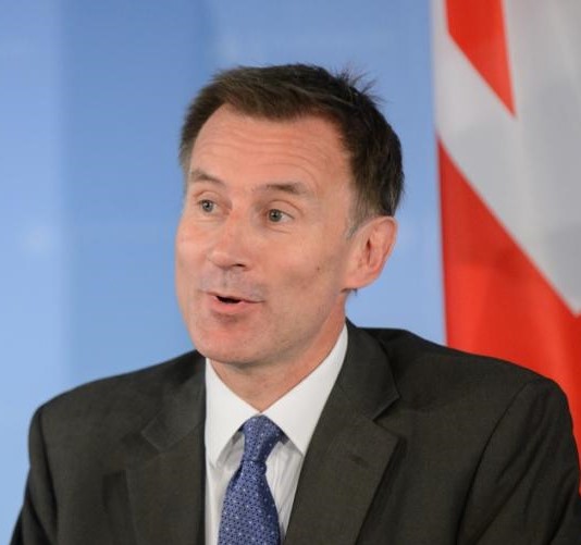 Το Ηνωμένο Βασίλειο θα φορολογεί τα BEV από το 2025, δήλωσε ο Υπουργός Οικονομικών Jeremy Hunt 
