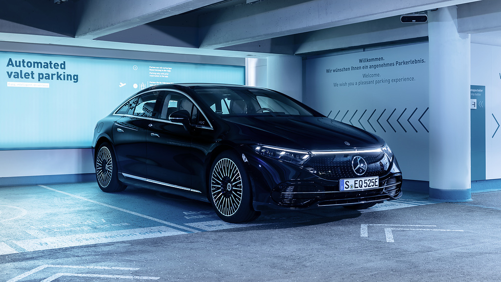 Η Ομοσπονδιακή Αρχή Μεταφορών της Γερμανίας ενέκρινε το αυτόνομο σύστημα στάθμευσης που εξέλιξαν η Mercedes-Benz και η Bosch