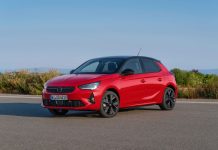 Στην κορυφή της ελληνικής αγοράς το 2023 η Opel