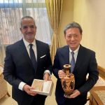 O Τ. Θεοχαράκης με την ελληνική αποστολή στην Ιαπωνία O Τ. Θεοχαράκης με την ελληνική αποστολή στην Ιαπωνία