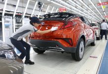 Toyota: θα παράγει plug-in-υβριδικά στην Τουρκία