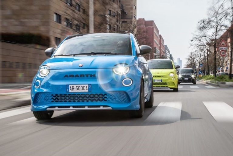 Nέα αμιγώς ηλεκτρική σειρά Abarth 500e