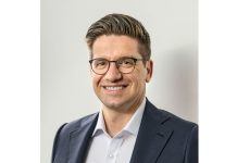 Ο Lars Korinth στις επενδυτικές σχέσεις του VW Group Ο Lars Korinth στις επενδυτικές σχέσεις του VW Group