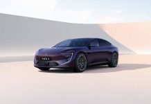 Η premium EV startup Avatr παρουσίασε το 12