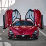 Η Alfa Romeo παρουσίασε την 33 Stradale