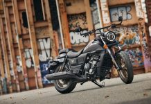 Έφτασαν στην Ελλάδα οι μοτοσυκλέτες UM Renegade 300