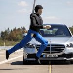 Mercedes-Benz: 10 χρόνια Active Brake Assist για πεζούς