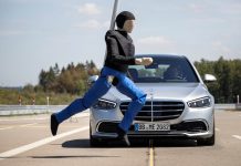 Mercedes-Benz: 10 χρόνια Active Brake Assist για πεζούς