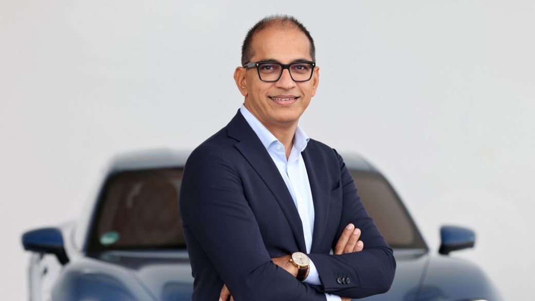 Ο Sajjad Khan ανέλαβε το Car-IT στην Porsche