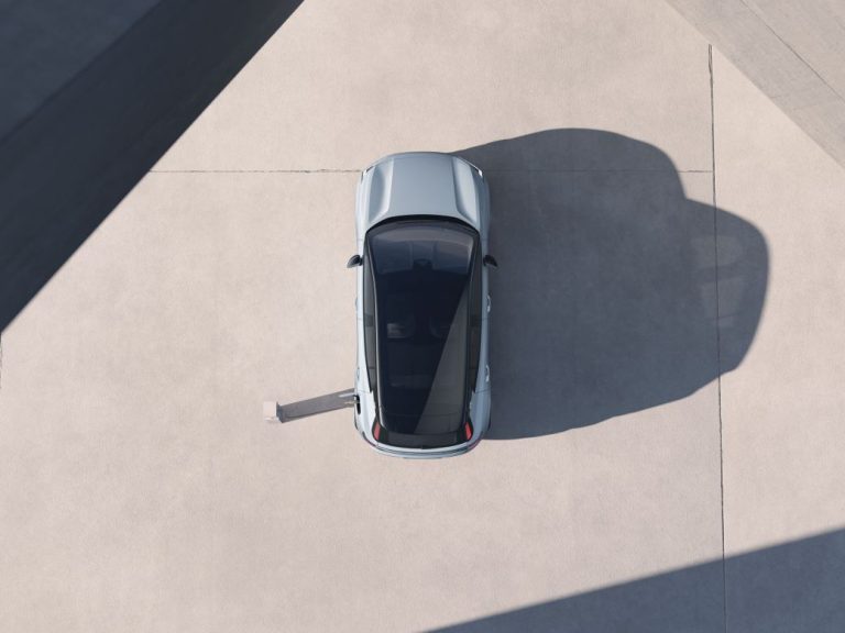 Volvo Cars: ισχυροποιεί τη δέσμευσή της για κλιματική δράση