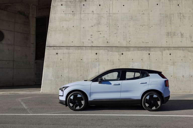 Κατά 70% αυξήθηκαν τα BEV της Volvo Cars το 2023