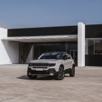 Διαθέσιμο το Jeep Avenger e-Hybrid με αυτόματο κιβώτιο