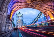 Συνεργασία TFL με Mercedes-Benz AG και Sopra Steria