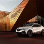 Με αναβαθμισμένη εμφάνιση το νέο Renault Arkana