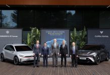 Ο Φίλιππος VI στο εργοστάσιο μπαταρίας της SEAT S.A.