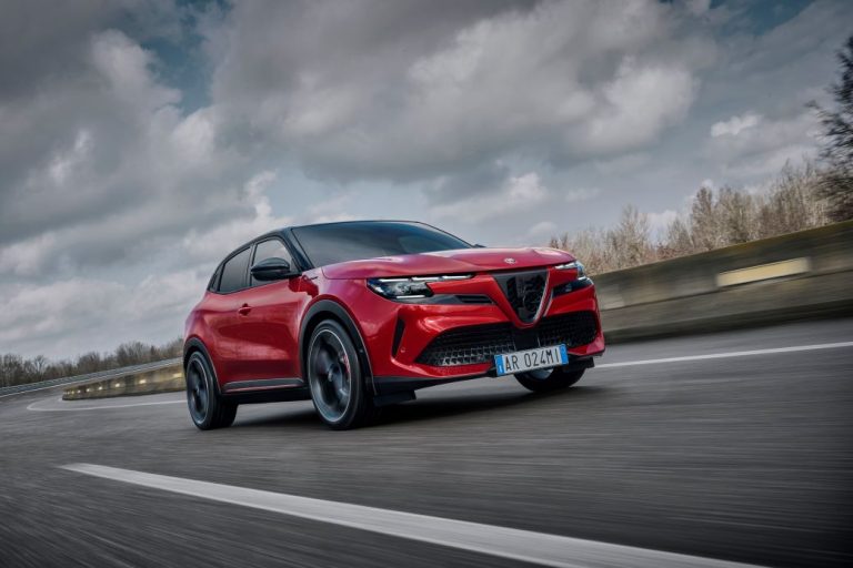 Διαθέσιμη για παραγγελίες η Alfa Romeo Junior
