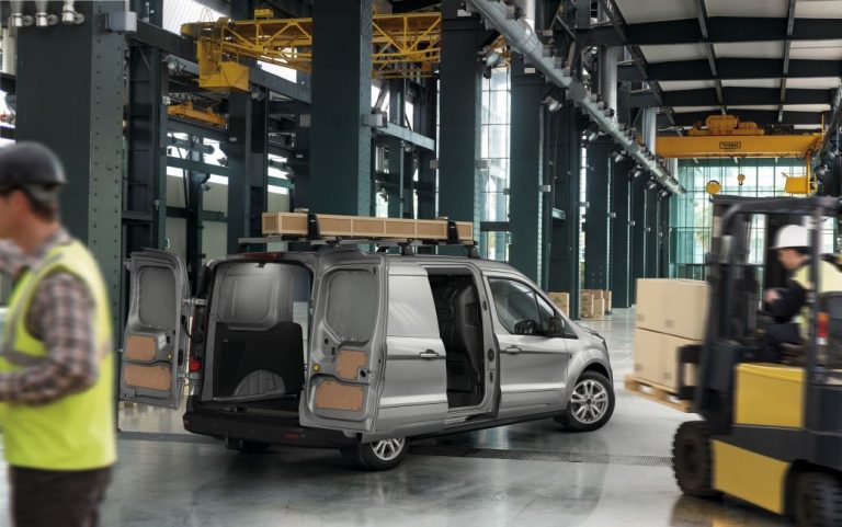 Ολοκληρωμένη γκάμα επαγγελματικών οχημάτων Ford