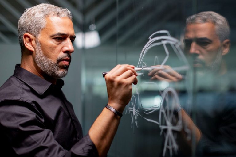 Ο Design Director της CUPRA περιγράφει τη δημιουργία του Terramar