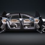 ΤΗΚ LSR-05: Ηλεκτρικό με τετραδιεύθυνση και ασύρματη φόρτιση