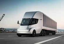 Το Tesla Semi με αυτονομία έως 777 χλμ.