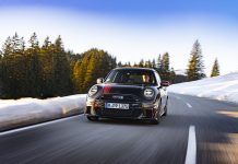 MINI John Cooper Works: Με allweather αξεσουάρ – Ισχυρές επιδόσεις σε χιόνι & πάγο (εικόνες)