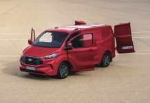 Ford Transit Custom: Βαν εξατομικευμένων μετατροπών (εικόνες)
