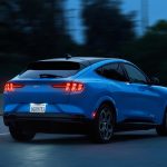 Ford: Το Mustang Mach-E προσπέρασε την Mustang