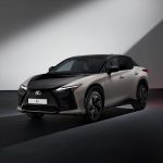 Lexus: Οδηγός των εξελίξεων στην τεχνολογία ηλεκτρικών οχημάτων