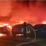 Tesla: Βανδαλισμών συνέχεια στη Ρώμη