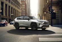 Toyota: Η αυξημένη ζήτηση για υβριδικά πιέζει τους προμηθευτές – “Δικαίωση” του κατασκευαστή