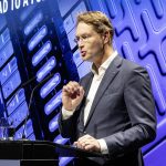 Mercedes-Benz: Υπέρ «δίκαιης λύσης» έναντι του κινεζικού ανταγωνισμού ο Kallenius