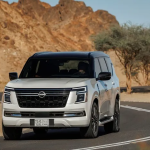 Η Nissan αναθεωρεί τις προβλέψεις της