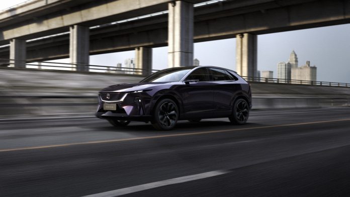 (12) mazda_ez-60_