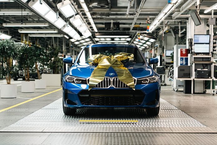 (06) BMW 3million