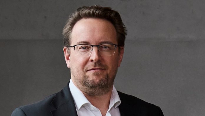 (09) Xavier Martinet