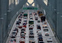 Καλιφόρνια 2035: Άρση απαγόρευσης πώλησης βενζινοκίνητων – Με απόφαση Τραμπ