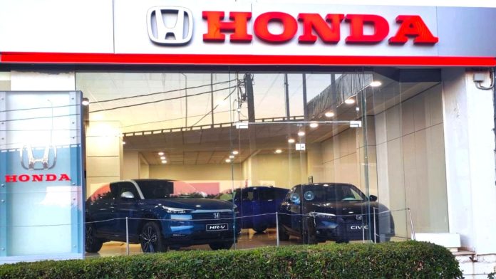 (02) Honda Patra