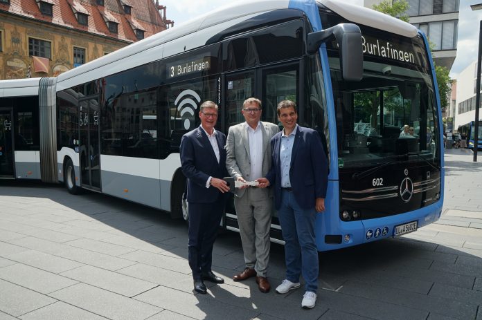 37 eCitaro für den ÖPNV: Stadtwerke Ulm / Neu-Ulm bauen Elektromobilität zügig weiter aus37 eCitaro buses for local public transport: Stadtwerke Ulm / Neu-Ulm continues to rapidly expand electromobility
